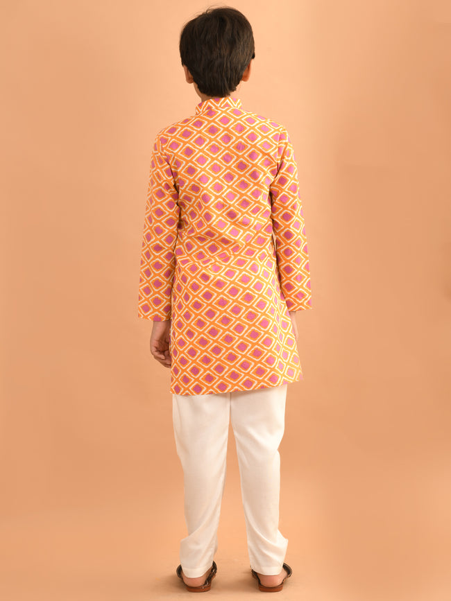 Ethnic Motif Printed Kurta Pajama Set