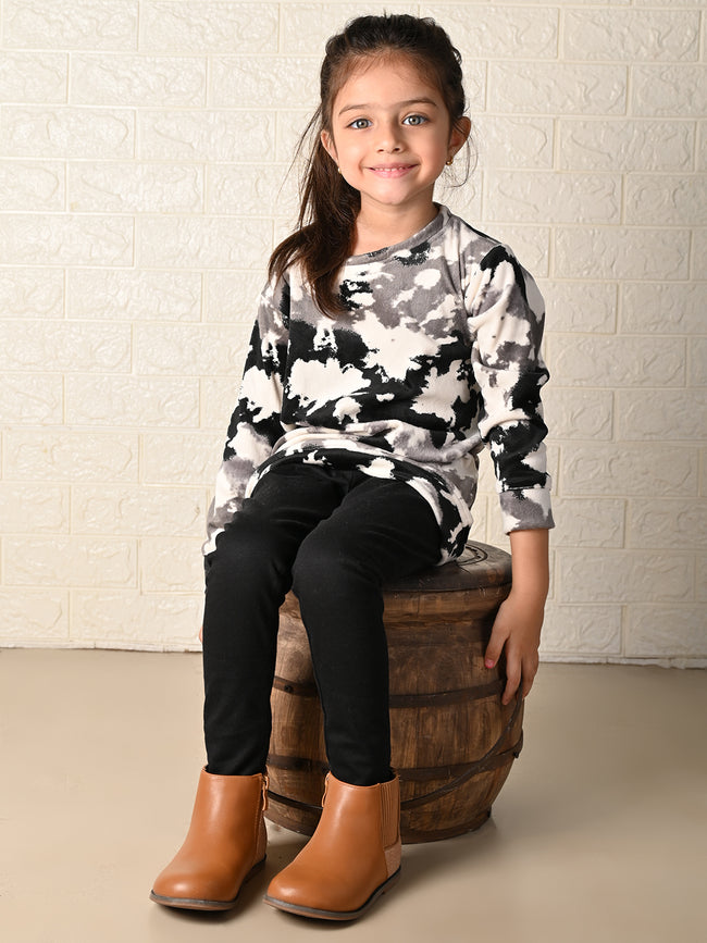 All Over Printed Sweatshirt with Legging