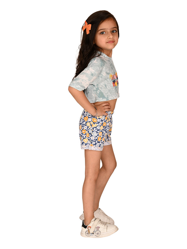 Text Printed Crop Top with Floral Shorts Set